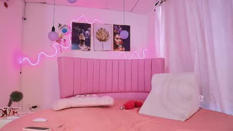 Snapshot of azul_horny chatting on January 31, 9:05 pm PRINCESS AZUL. online show from January 31, 9:05 pm