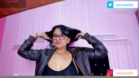 Snapshot of azul_moon chatting on September 12, 3:18 am azul_moon online show from September 12, 3:18 am