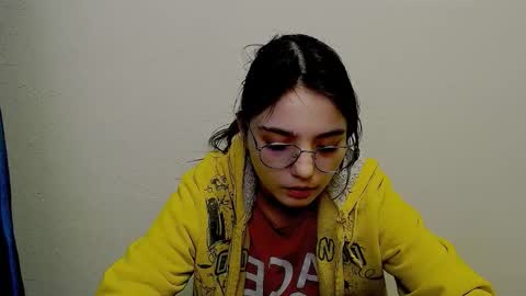 azumi_chan_ online show from January 17, 8:38 pm