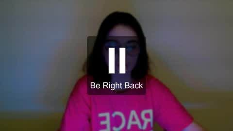 azumi_chan_ online show from January 5, 7:50 pm