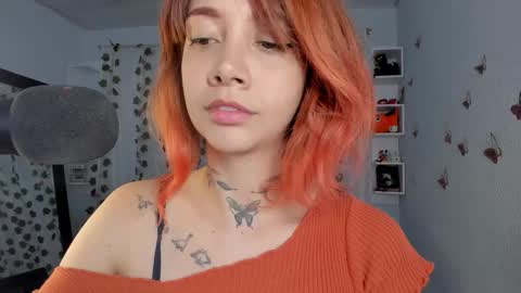 Snapshot of azumi_saan chatting on October 11, 3:00 am azumi saan online show from October 11, 3:00 am