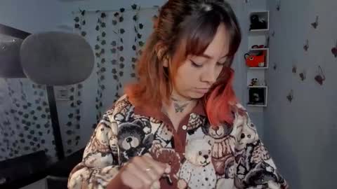 Snapshot of azumi_saan chatting on October 13, 3:09 am azumi saan online show from October 13, 3:09 am