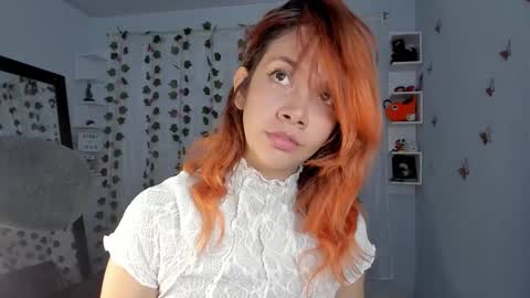 Snapshot of azumi_saan chatting on September 18, 2:43 am azumi saan online show from September 18, 2:43 am