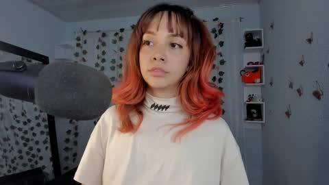 Snapshot of azumi_saan chatting on October 15, 3:31 am azumi saan online show from October 15, 3:31 am