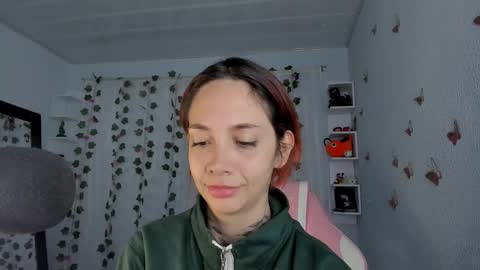 Snapshot of azumi_saan chatting on October 5, 3:11 am azumi saan online show from October 5, 3:11 am