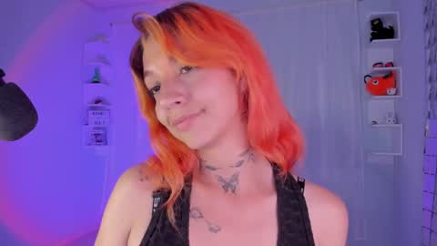 Snapshot of azumi_saan chatting on January 2, 3:58 am azumi saan online show from January 2, 3:58 am