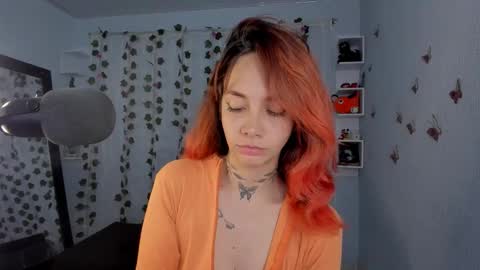 Snapshot of azumi_saan chatting on October 12, 3:09 am azumi saan online show from October 12, 3:09 am