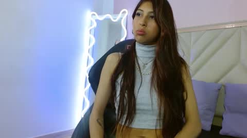 azumy online show from September 17, 4:32 am