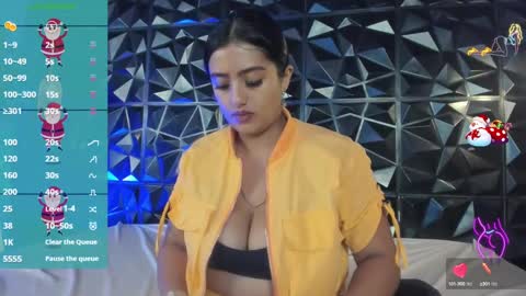 Azuraby online show from January 3, 10:29 pm