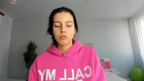 Monica online show from September 20, 12:54 am