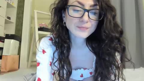 babby_jewel online show from October 11, 11:25 am