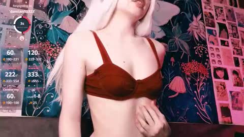 babe_moister online show from October 2, 5:01 am