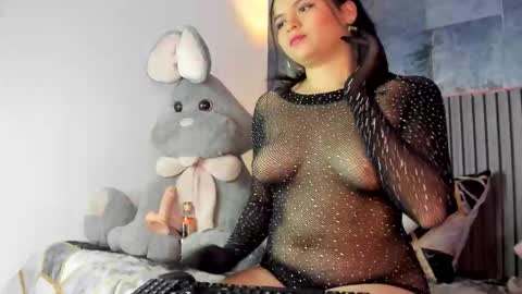  Babe Bella  online show from September 17, 7:12 pm