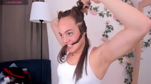 Snapshot of baby_ashly chatting on September 26, 2:20 am baby ashly online show from September 26, 2:20 am