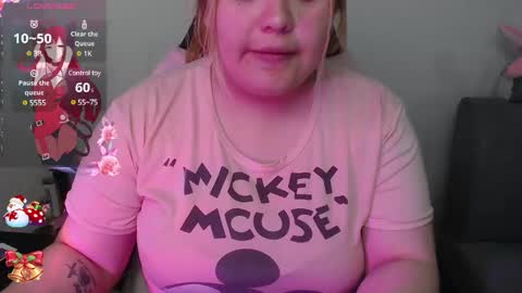 dulce model indepent online show from January 1, 11:18 pm