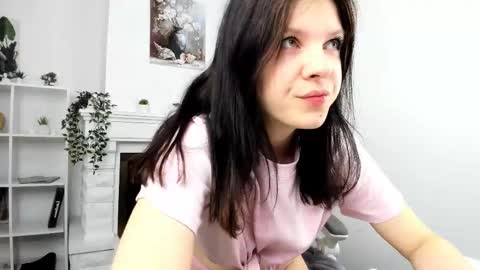 Evalena maybe just Eva online show from September 29, 5:23 am