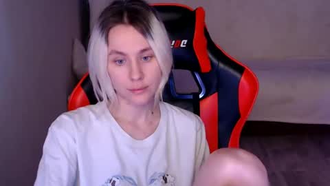 baby_kitte online show from December 13, 9:58 am