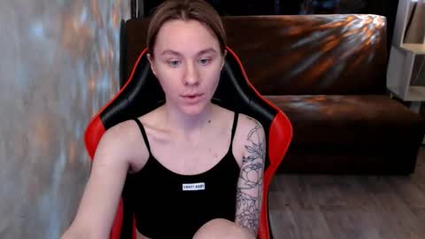 baby_kitte online show from November 26, 4:13 am