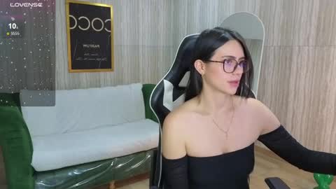 Bella online show from September 24, 7:24 pm