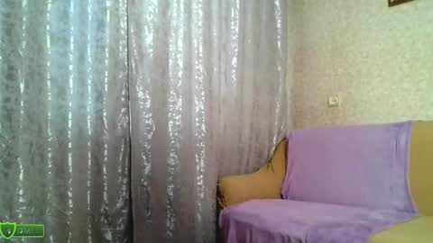 Snapshot of baby_stasya chatting on September 16, 6:21 am stasya online show from September 16, 6:21 am