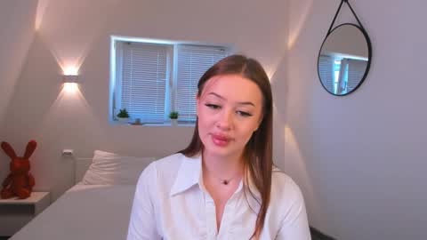 lina online show from October 20, 2:14 am