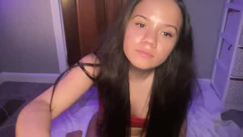 babyaves online show from February 8, 10:30 am