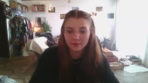 Snapshot of babydemon6 chatting on October 27, 8:03 pm babydemon6 online show from October 27, 8:03 pm