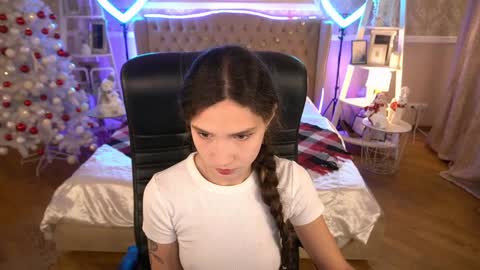 Sasha online show from December 4, 7:56 pm