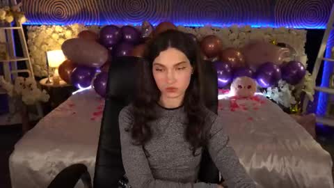 Sasha online show from February 11, 8:10 pm