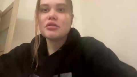 babymeow17 online show from January 8, 10:47 pm