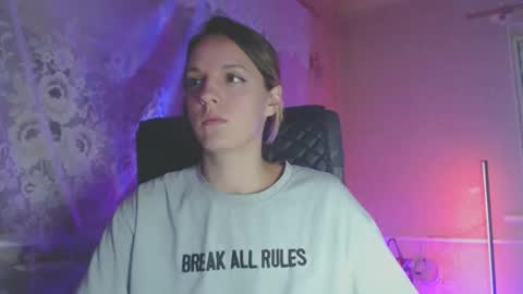 Snapshot of babymuro4ka chatting on September 19, 7:57 pm Sonya online show from September 19, 7:57 pm