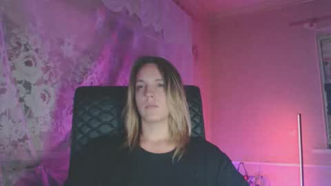 Snapshot of babymuro4ka chatting on October 2, 5:40 pm Sonya online show from October 2, 5:40 pm