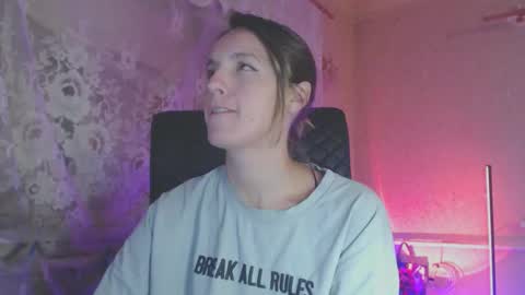 Snapshot of babymuro4ka chatting on October 8, 7:18 pm Sonya online show from October 8, 7:18 pm