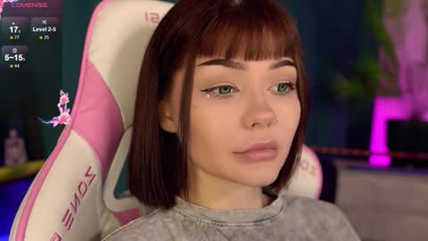 Snapshot of babyroxynill chatting on October 5, 10:04 pm Nika online show from October 5, 10:04 pm