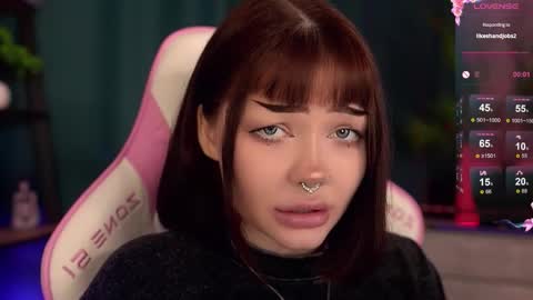 Snapshot of babyroxynill chatting on October 10, 9:52 pm Nika online show from October 10, 9:52 pm