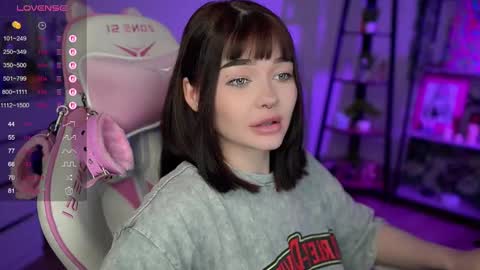 Snapshot of babyroxynill chatting on February 13, 11:47 pm Nika online show from February 13, 11:47 pm