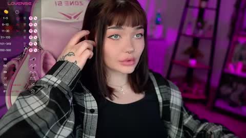 Snapshot of babyroxynill chatting on February 28, 10:50 pm Nika online show from February 28, 10:50 pm