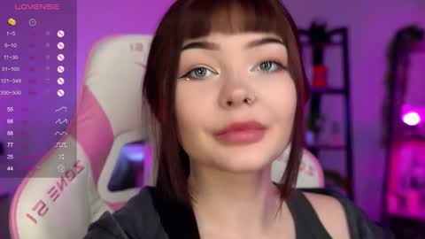 Snapshot of babyroxynill chatting on September 10, 9:15 pm Nika online show from September 10, 9:15 pm