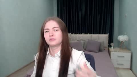 babysue89 online show from March 12, 6:32 pm