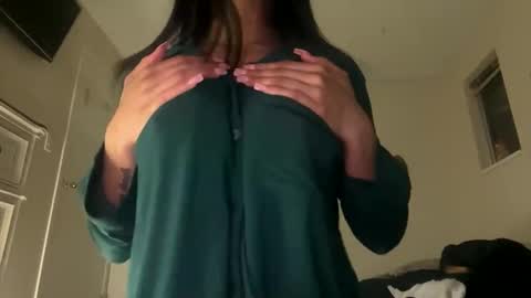 Snapshot of babyynaughty chatting on September 14, 7:28 am babyynaughty online show from September 14, 7:28 am