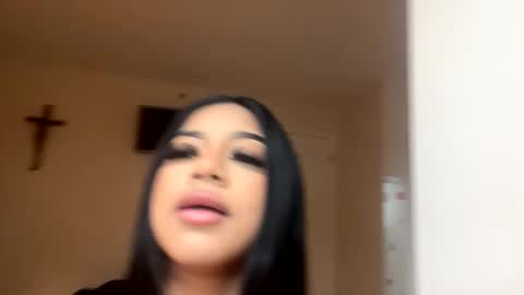Snapshot of babyynaughty chatting on February 21, 10:37 pm babyynaughty online show from February 21, 10:37 pm