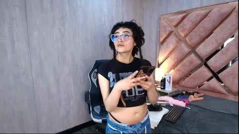 Snapshot of babyyrasta666 chatting on October 4, 4:51 am BABY RASTA DANN online show from October 4, 4:51 am