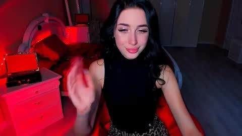 Miss Desire...do you remember online show from December 10, 10:49 am