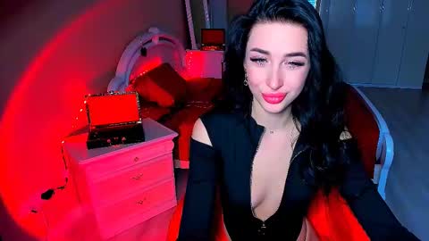 Miss Desire...do you remember online show from December 9, 7:39 am