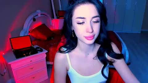 Miss Desire...do you remember online show from December 15, 9:03 am