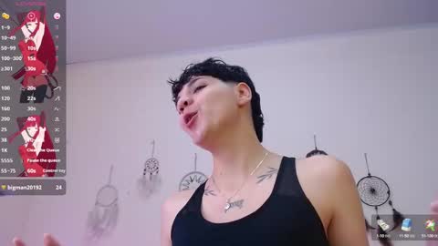 Snapshot of bad_giirl__ chatting on December 14, 4:52 pm Anna online show from December 14, 4:52 pm