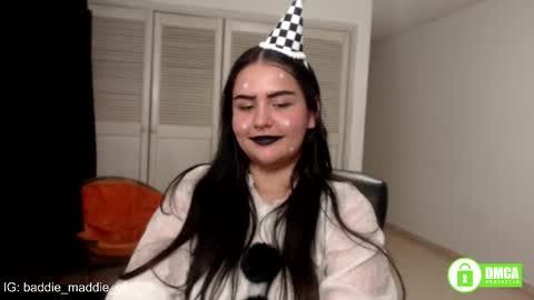 want custom text me through my snap 3  online show from November 1, 8:18 am