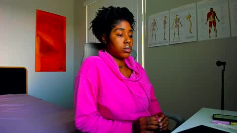 badgurldnay online show from September 25, 8:17 pm