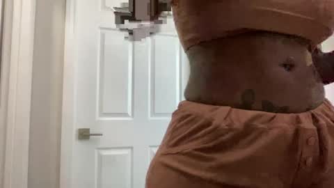 badgurldnay online show from October 6, 4:56 pm