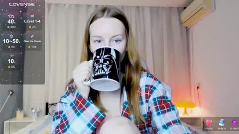 Alice online show from October 13, 3:14 pm